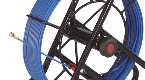 Tire fil en fibre de verre de 30m bleu Ø3mm à embout interchangeable +  dévidoir